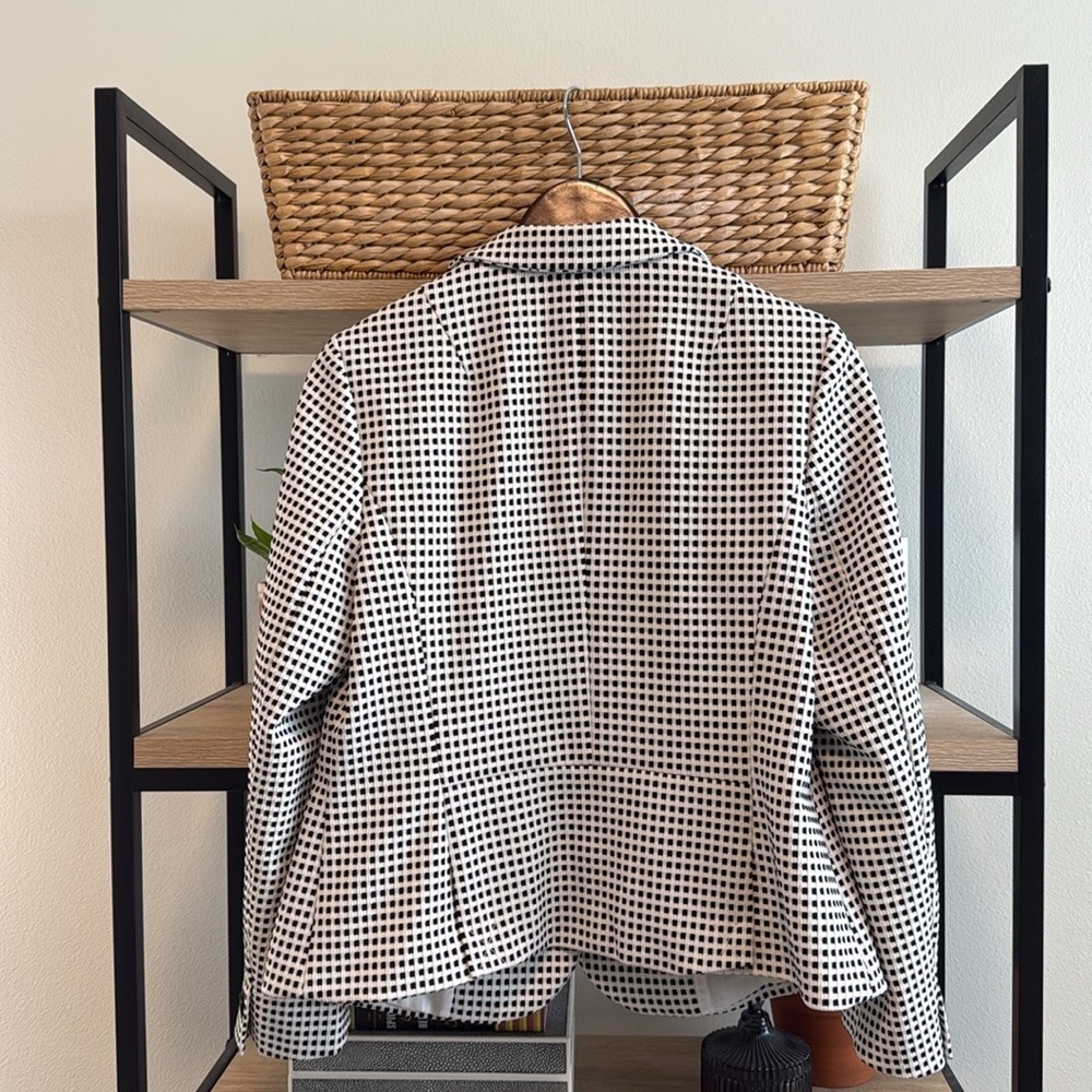 Talbots Jacquard Button Front Career Blazer w/Pockets, LP - Picture 4 of 6